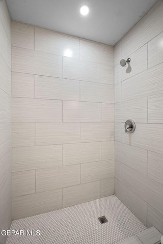 333 EL PUENTE Drive, El Paso, TX 79912