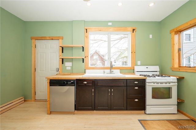 330 Dearborn Street, Buffalo, NY 14207