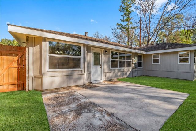 6602 Barrygate Drive, Spring, TX 77373