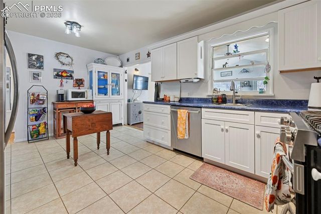 111 Newman Avenue, Pueblo, CO 81005