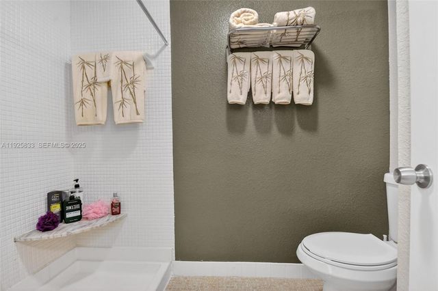 820 Salem Ln B, Lake Worth, FL 33467