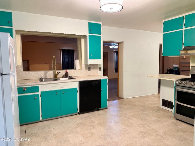 41 S Main Street, Pima, AZ 85543