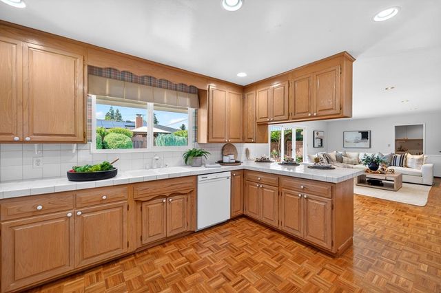 1355 Robsheal Drive, San Jose, CA 95125