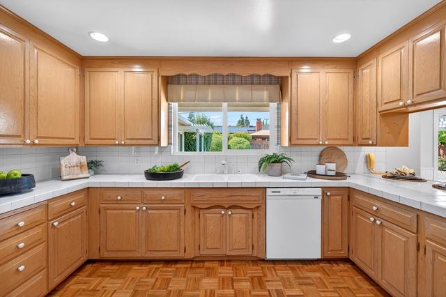 1355 Robsheal Drive, San Jose, CA 95125