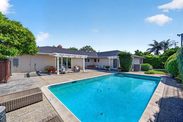 1355 Robsheal Drive, San Jose, CA 95125