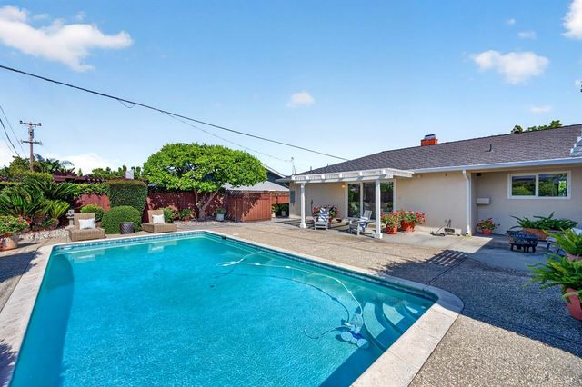 1355 Robsheal Drive, San Jose, CA 95125