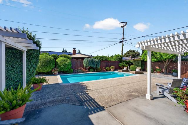 1355 Robsheal Drive, San Jose, CA 95125
