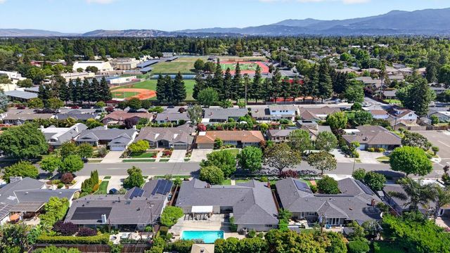 1355 Robsheal Drive, San Jose, CA 95125
