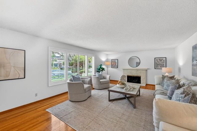 1355 Robsheal Drive, San Jose, CA 95125