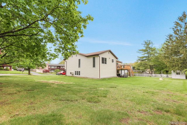 12 Carnation Drive, Nanuet, NY 10954