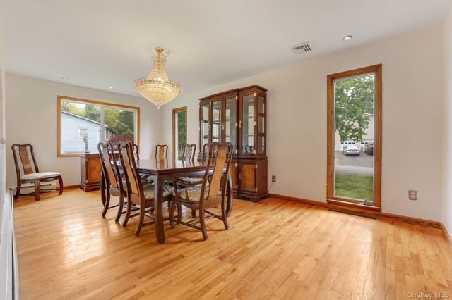 12 Carnation Drive, Nanuet, NY 10954