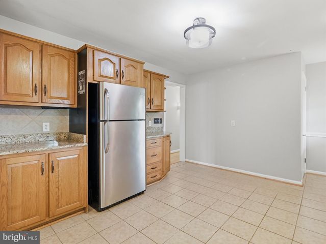 16635 LONGSTREET DR, Williamsport, MD 21795