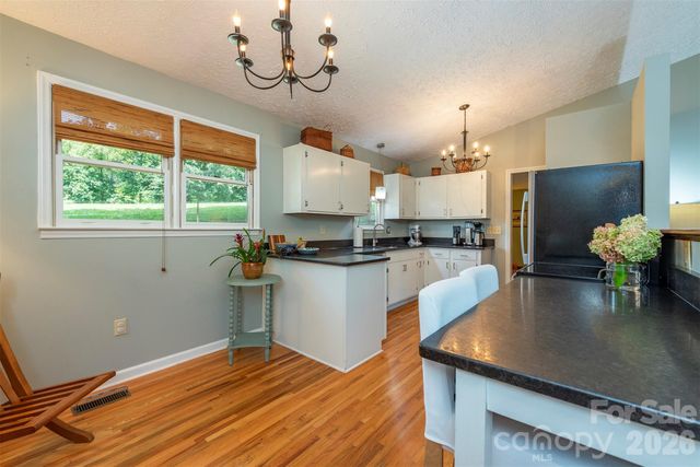 290 Patton Hill Road, Swannanoa, NC 28778