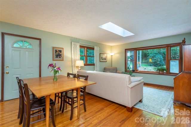 290 Patton Hill Road, Swannanoa, NC 28778