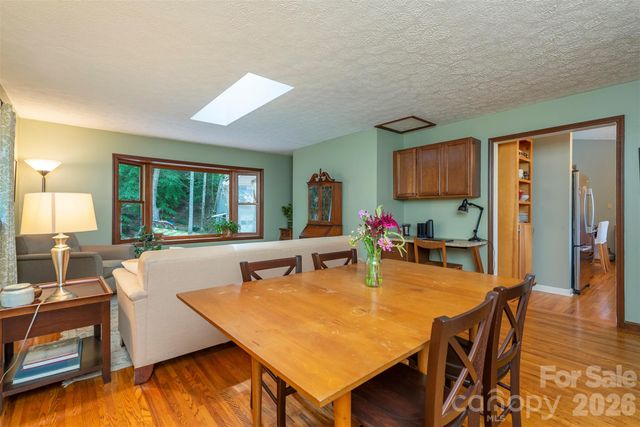 290 Patton Hill Road, Swannanoa, NC 28778