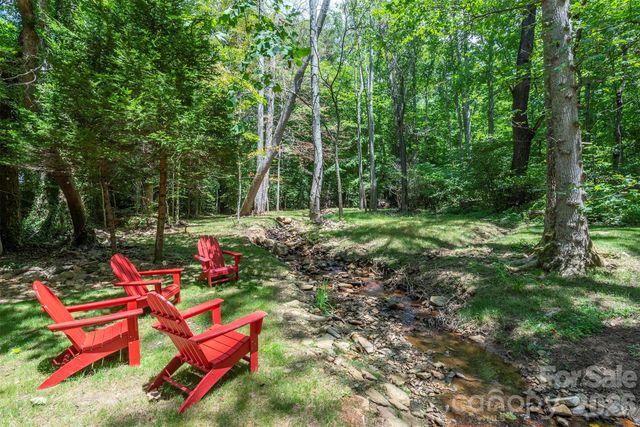 290 Patton Hill Road, Swannanoa, NC 28778