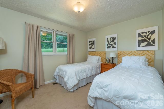 290 Patton Hill Road, Swannanoa, NC 28778