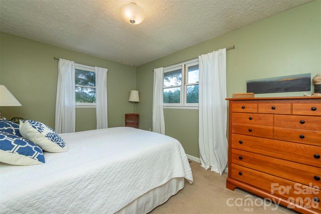 290 Patton Hill Road, Swannanoa, NC 28778