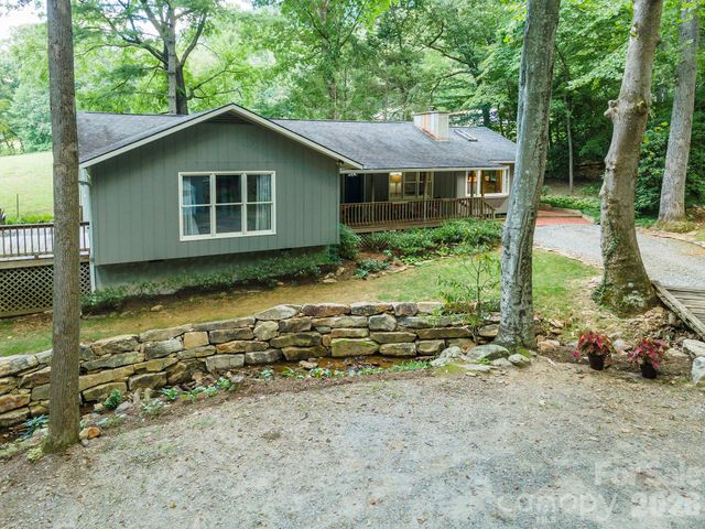 290 Patton Hill Road, Swannanoa, NC 28778