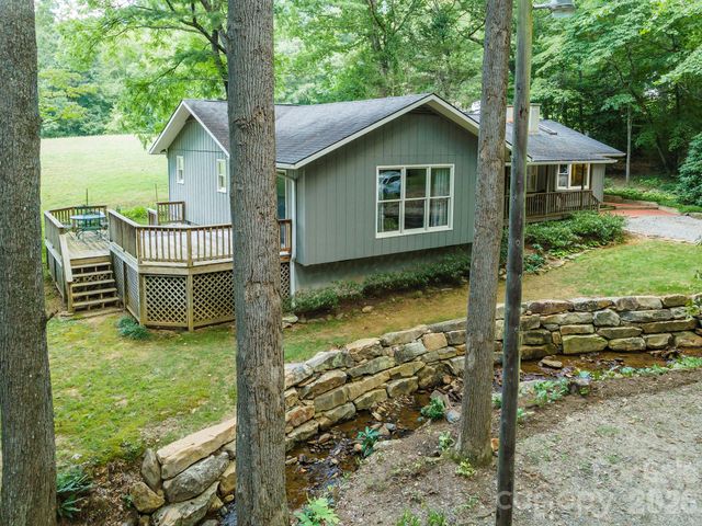 290 Patton Hill Road, Swannanoa, NC 28778