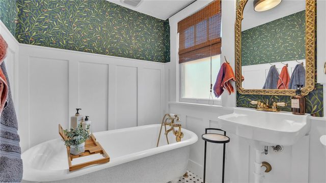 1048 LEXINGTON STREET, Lakeland, FL 33801