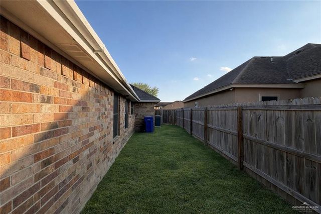 2716 Duke Avenue, Mcallen, TX 78504