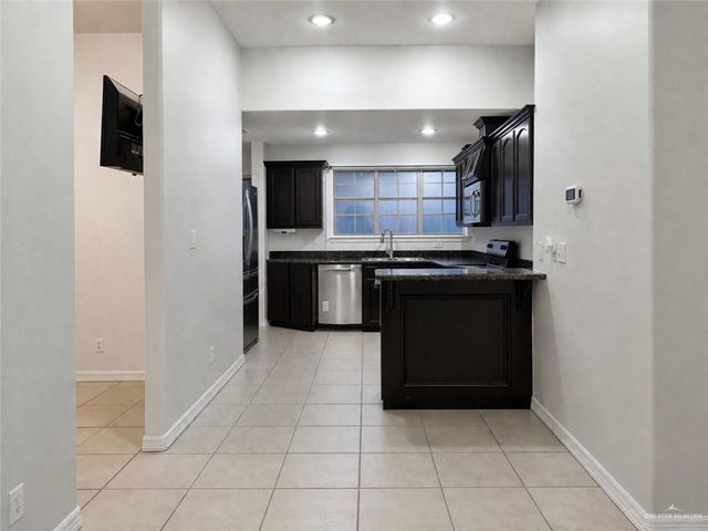 2716 Duke Avenue, Mcallen, TX 78504
