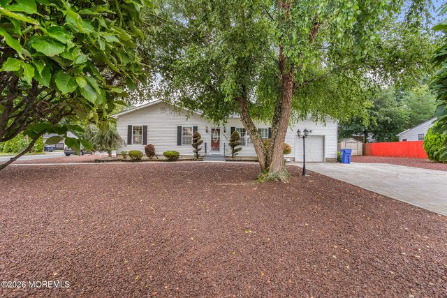 1840 Commonwealth Boulevard, Toms River, NJ 08757