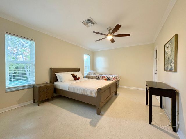 999 SE 6th Terrace, Pompano Beach, FL 33060