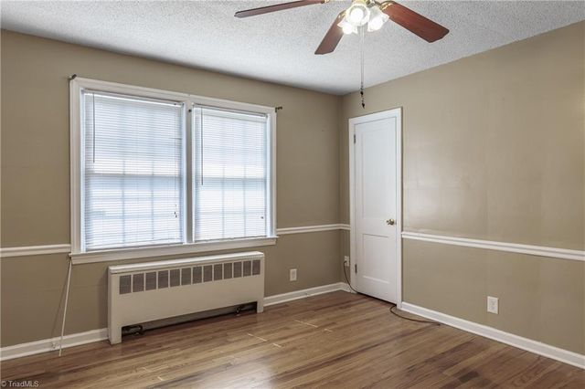 1600 W Front Street 33C, Burlington, NC 27215