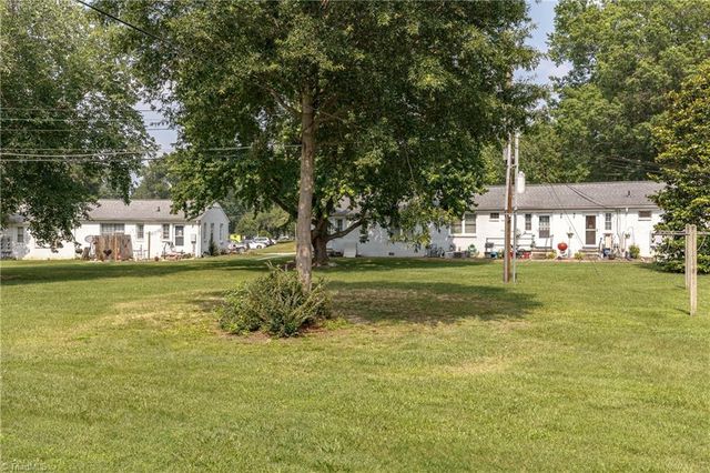 1600 W Front Street 33C, Burlington, NC 27215