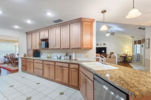 20 BRIDGEWATER DRIVE, Winter Haven, FL 33884