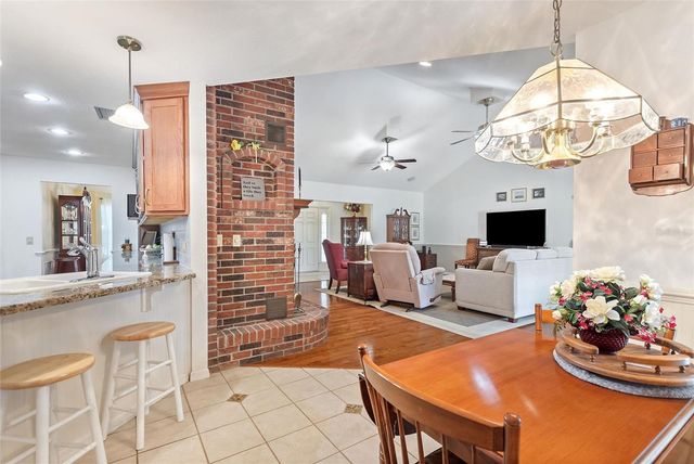 20 BRIDGEWATER DRIVE, Winter Haven, FL 33884