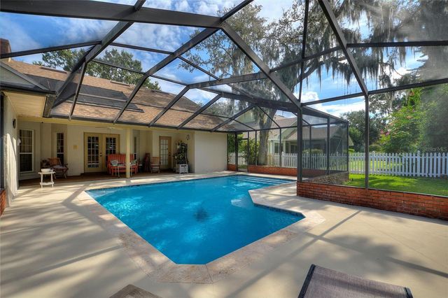 20 BRIDGEWATER DRIVE, Winter Haven, FL 33884