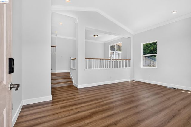 866 Bridgeway Cir, El Sobrante, CA 94803