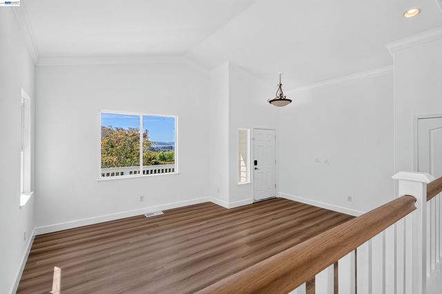 866 Bridgeway Cir, El Sobrante, CA 94803