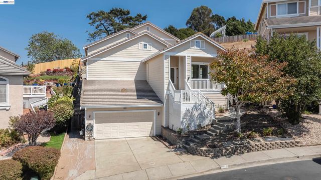 866 Bridgeway Cir, El Sobrante, CA 94803