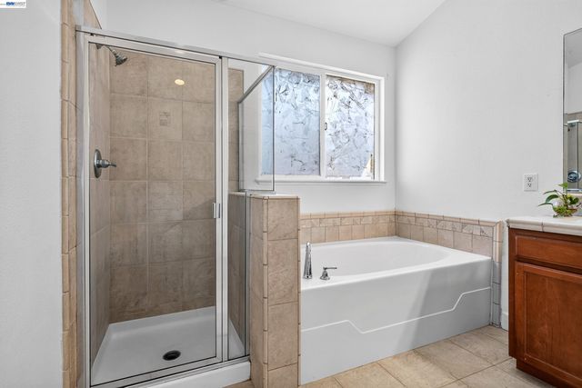 866 Bridgeway Cir, El Sobrante, CA 94803