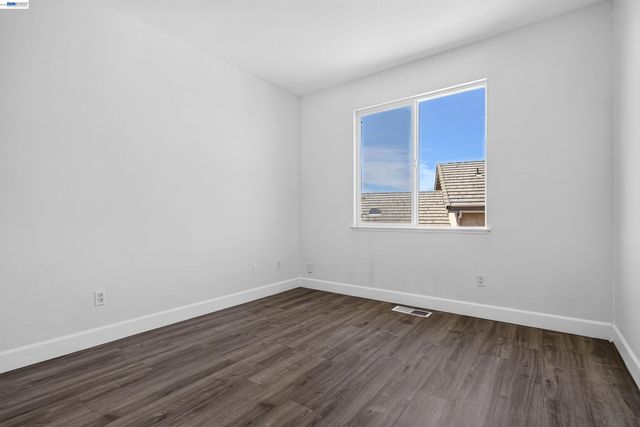 866 Bridgeway Cir, El Sobrante, CA 94803