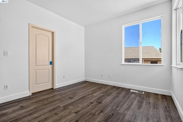 866 Bridgeway Cir, El Sobrante, CA 94803