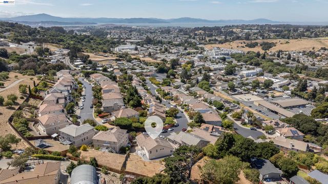 866 Bridgeway Cir, El Sobrante, CA 94803