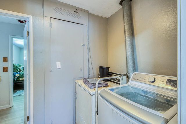 454 Paradise Road, Salinas, CA 93907