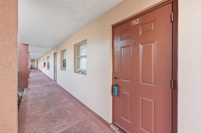 9460 Sunrise Lakes Boulevard 112, Sunrise, FL 33322