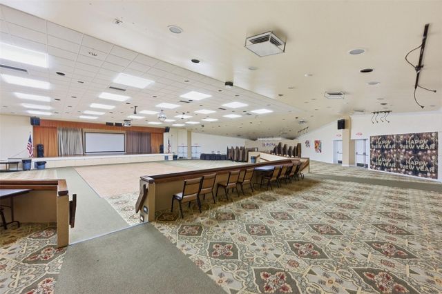 9460 Sunrise Lakes Boulevard 112, Sunrise, FL 33322