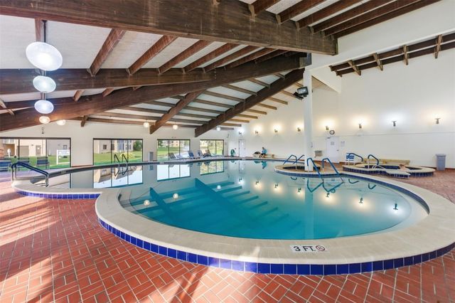 9460 Sunrise Lakes Boulevard 112, Sunrise, FL 33322