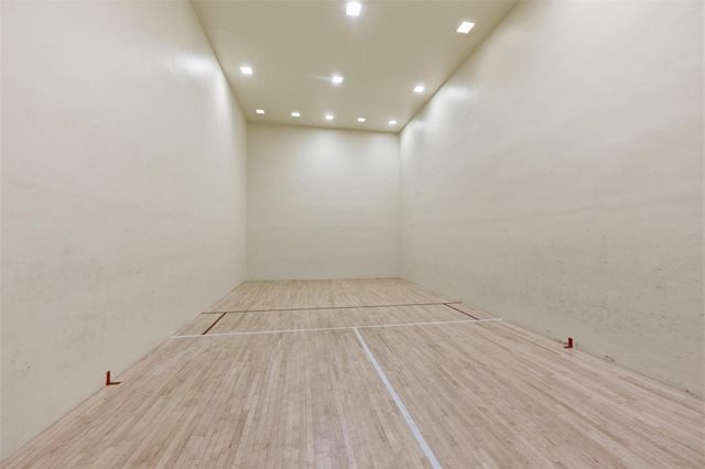 9460 Sunrise Lakes Boulevard 112, Sunrise, FL 33322