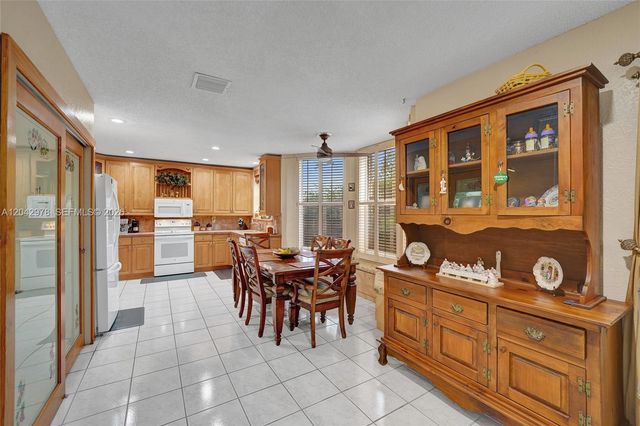 16091 La Costa Drive, Weston, FL 33326