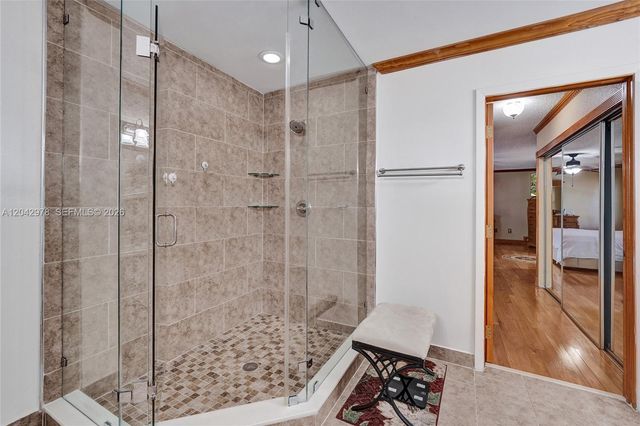 16091 La Costa Drive, Weston, FL 33326
