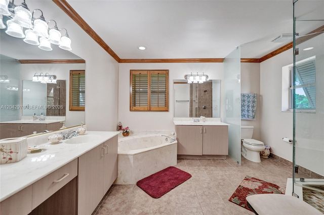 16091 La Costa Drive, Weston, FL 33326
