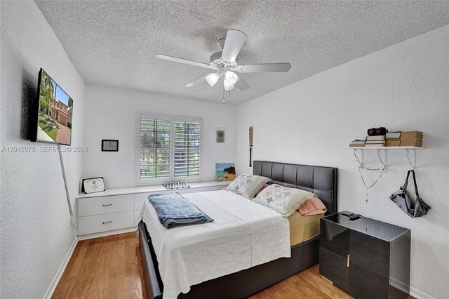 16091 La Costa Drive, Weston, FL 33326